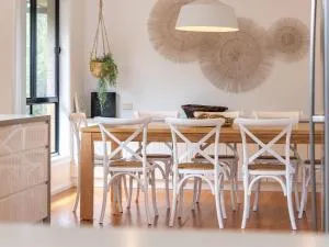 Ocean Breeze on Cooper - Tiona