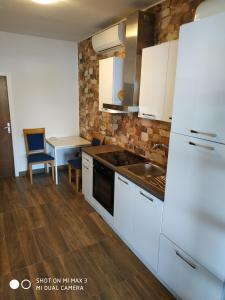 Apartment Zaglav 1 - first sea row