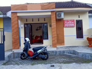 Sella Guest House