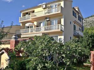 Apartment Grande Vista in Starigrad Paklenica in a beautiful environment