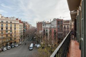 Key BCN Apartment 3o2a 8p 4h