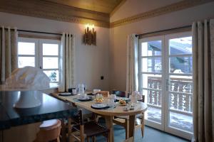 Hotels Les Fermes de Marie : photos des chambres