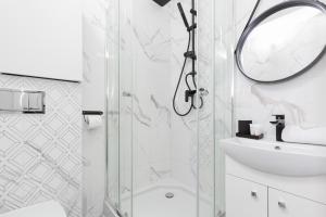 Micro Apartment Miączyńska by Noclegi Renters