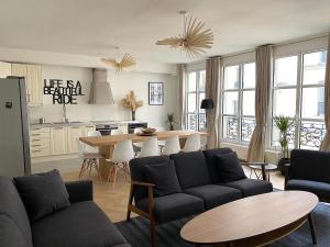 My Trip in Paris - Temple