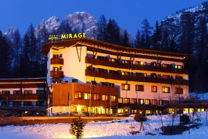 4 hvězdičkový hotel Hotel Mirage Cortina dʼAmpezzo Itálie