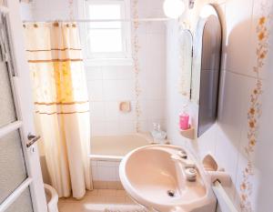 Departamento Moreno 2