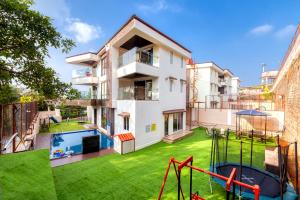 Estella by Vista Grande - Bhor