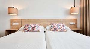 Standard Apartment (2 Adults) room in Apartamentos Sinfony