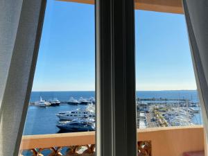 Appartements Amazing View Port Golfe-Juan and Garage : photos des chambres