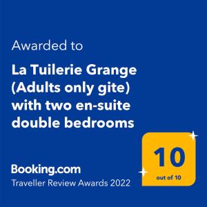 Maisons de vacances La Tuilerie Grange (Adults only gite) with two en-suite double bedrooms : photos des chambres