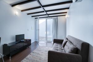 Fine Arts Studios by Olala Homes