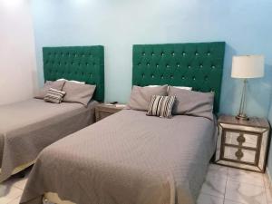 5 min from the American Consulate