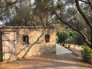 Maisons de vacances Petite maison en pierre : photos des chambres