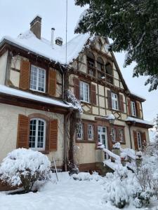 B&B / Chambres d'hotes Le Clos d'Azel MAISON D'HOTES : photos des chambres