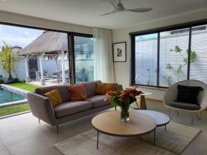 Villas de vacances avec piscine à Grand Baie V7B