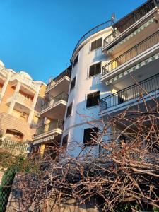 Sveti Stefan- Apartment Dora