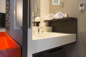 Hotels Hotel D - Strasbourg : photos des chambres