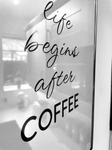 Kist Accommodates - Stylish Headingley Apartment - Parking - 500 mps WIFI