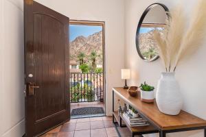 Desert Getaway - La Quinta Legacy Villas Resort - 12 Resort Pools