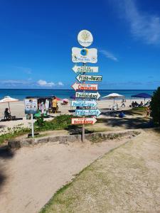 Linda Casa de Praia com piscina, área verde - MOBILIADA à 150 m do mar em Tamandaré-PE