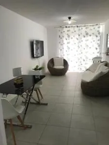 Meublé de standing au coeur des commodités - La Batelière