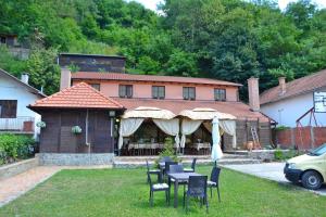 RentiGo A-Frame