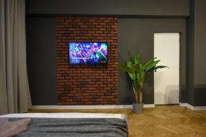 Magheru Central Studios - Feel the City Pulse