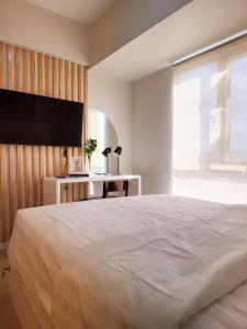 Steffs CONDO 1016 at CENTRIO Tower