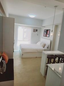 Steffs CONDO 1016 at CENTRIO Tower