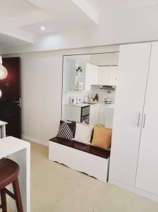 Steffs CONDO 1016 at CENTRIO Tower