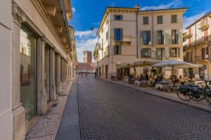 Superior Apartment room in ATTICO DI VIA ROMA