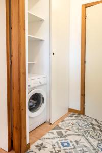 M126 - Marcelli, trilocale fronte mare in residence con piscina