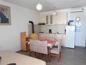 Apartments Kipson