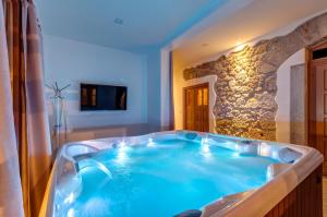 Villa Valentina - Private Pool 10x5, Whirpool and Sea View 