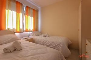 Seaside Apt with Side Sea Views - New