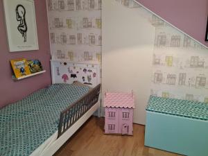 Lyxig vindsvåning nära Kalmar slott och havet