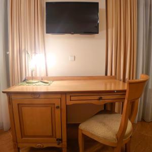 Helios 350m from the beach