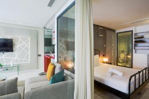 Tantan golden 5 not far from beach