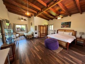 Kane Villas - Mountain Pine Ridge
