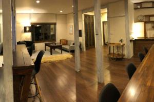Riders Ridge Luxury Chalet sleeps 12 Ski In Ski Out Myoko