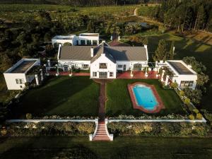 Greenhill Farm Manor House Plettenberg Bay - Private House Sleeps 8