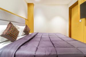 Hotel Bricks, Karol Bagh, New Delhi