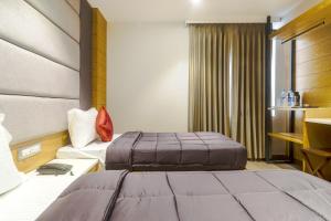 Hotel Bricks, Karol Bagh, New Delhi