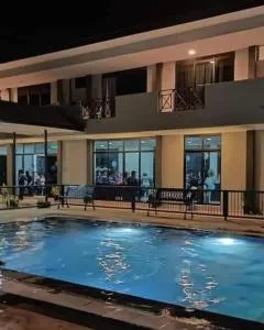 DLAYARAN HOTEL & CAFE - Kampong Kandang