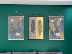 GREEN HOUSE OVERLOOKING INTERNATIONAL SCHOOL