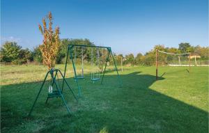 Three-Bedroom Holiday Home In Barban