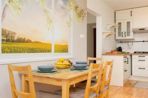 Apartment Grzybowska by Noclegi Renters