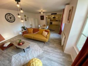 Appartements Comme un Air de Provence a Blois : photos des chambres