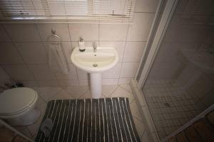 Lovely 1-bedroom Garden Cottage