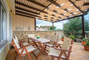 Ianthi Beach Villa by "elite"